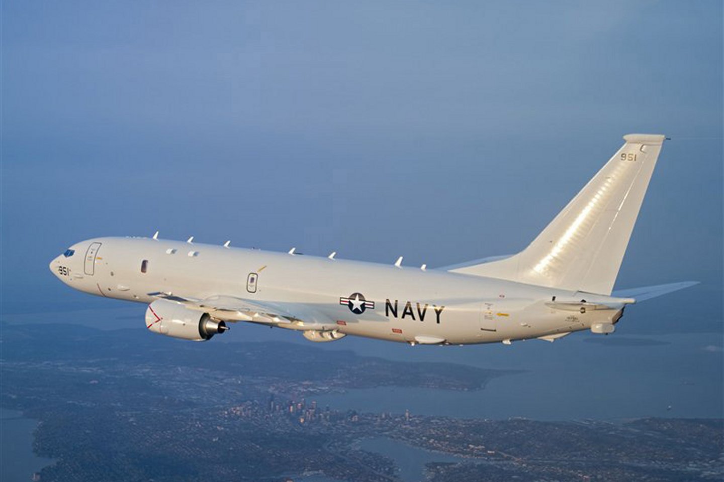 پرواز غیر عادی هواپیماهای جاسوسی آمریکا در آسمان سوریه