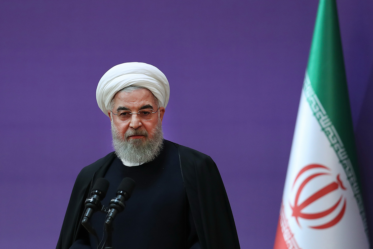 روحانی: فکر می کنند برای مشکلات راه حل نداریم/از فناوری ملی کوتاه نیامدیم و نخواهیم آمد