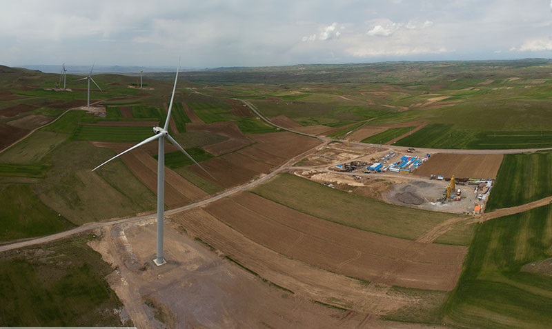 افتتاح نیروگاه بادی ۵۰ مگاواتی آقکند در میانه