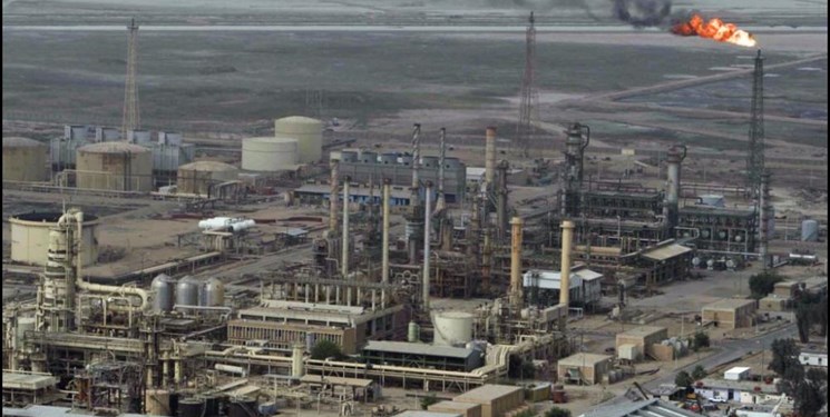 کارمندان آمریکایی شرکت‌های نفتی بصره عراق را ترک کردند