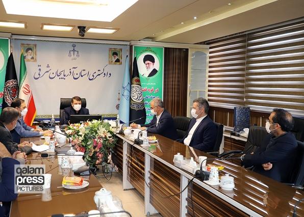 لزوم معرفی وکلا مجرب وعلمی به عنوان وکیل سرپرست