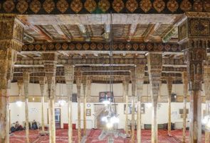 فیلم|مسجدی با طر‌های ترنج و گیاهی