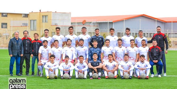 جوانان تراکتور فینالیست شدند