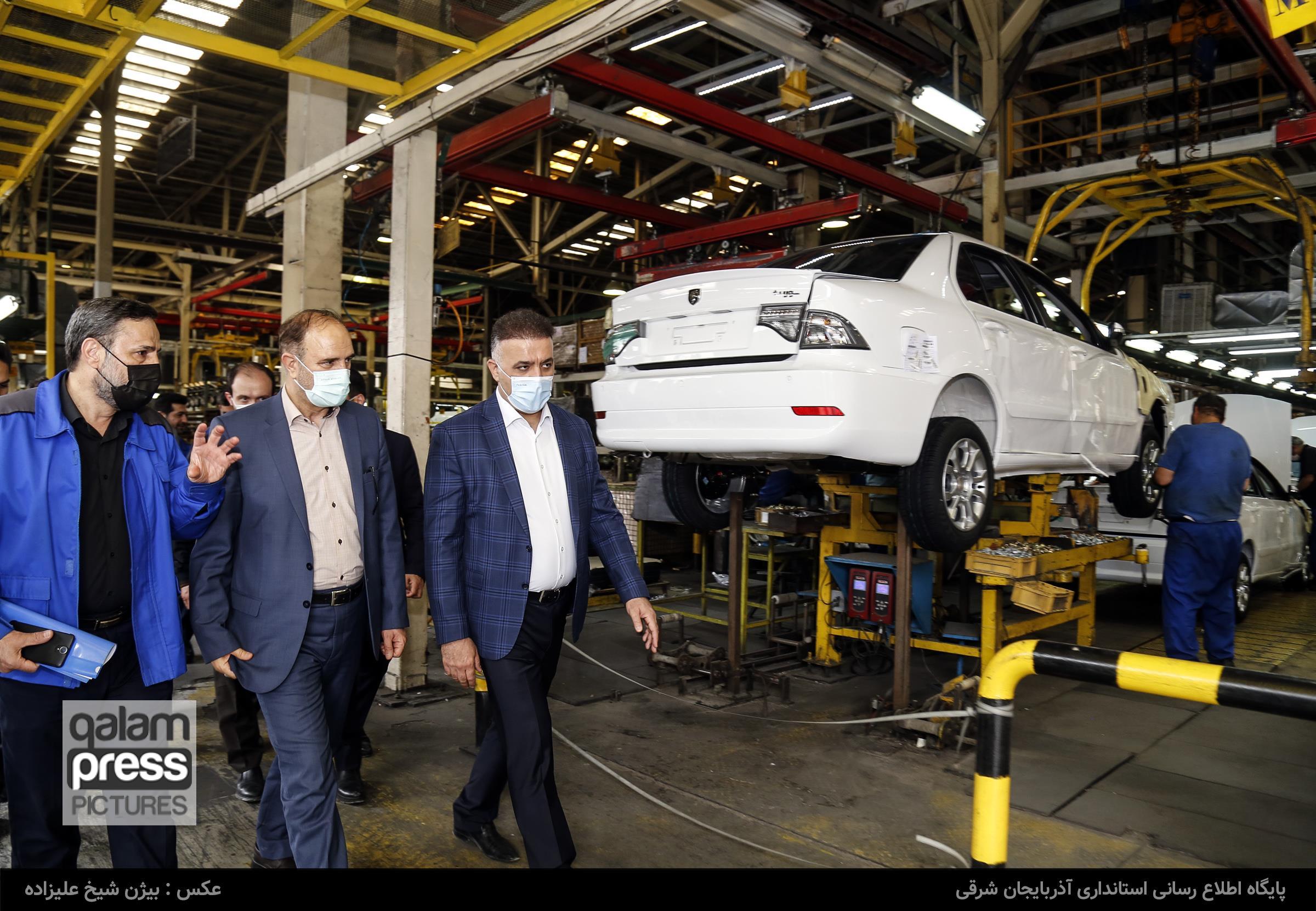بازدید استاندار آذربایجان شرقی از ایرانخودروی تبریز/ پیگیری تسریع در تامین قطعات و ترخیص خودروهای تولیدی