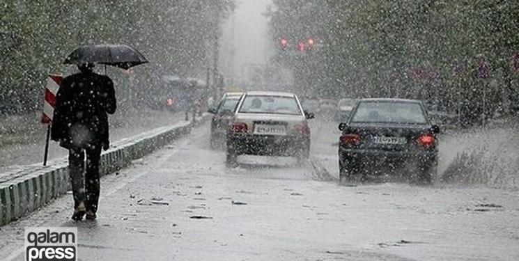 تشدید رگبار باران و رعد و برق و وزش باد در آذربایجان‌شرقی