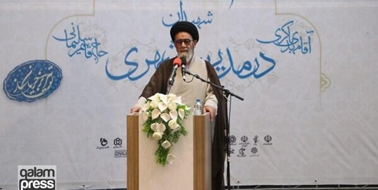 مدیران جهادی باید در خط مقدم باشند