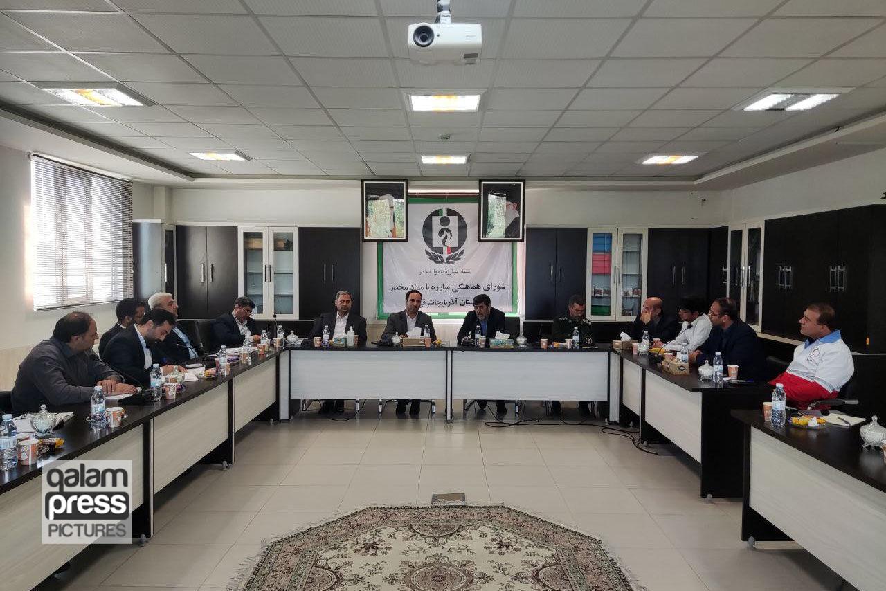 بازدید معاون سیاسی، امنیتی و اجتماعی استاندار آذربایجان شرقی از مرکز نگهداری، درمان و کاهش آسیب معتادان