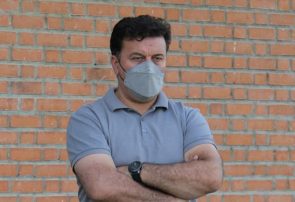 محمودی: پیمان بابایی گفته بود «اگر در تراکتور نمانم، مَرد نیستم»/ مدیر برنامه‌های بابایی فوتبال ایران را به تباهی کشانده است