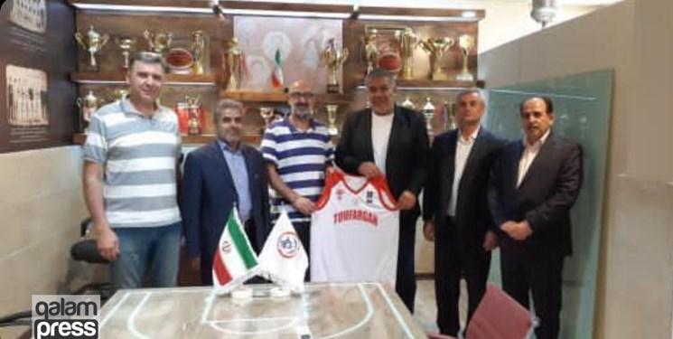 قرارداد مربی ترکیه‌ای بسکتبال توفارقان آذرشهر منعقد شد