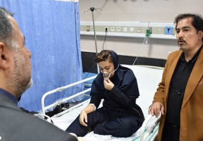 ادامه سریال مسمومیت دانش‌آموزان دختر در تبریز/ انتقال ۳۷ دختر به مراکز درمانی + فیلم