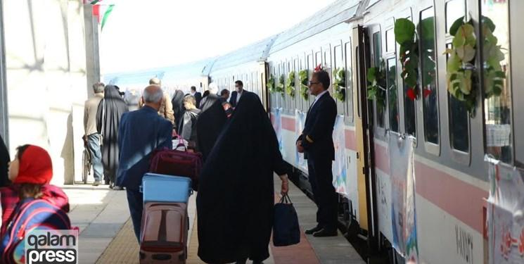 حرکت  نخستین قطار از ایستگاه راه‌آهن خاوران تبریز به مقصد مشهد مقدس