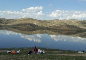 ویلاهای که تالاب بین المللی «قوریگل» را می‌بلعند+ فیلم