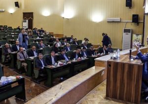 گلایه خبرنگاران از پاسخگو نبودن و عدم ارتباط مدیران با رسانهها