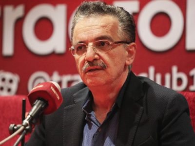 زنوزی: نمیتوانیم دلخوشی مردم را بگیریم!