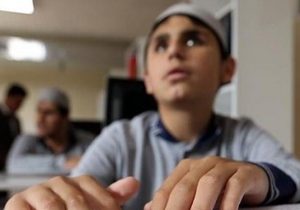 تحصیل ۵۲۴ دانشآموز و ۱۳۷ دانشجوی نابینا در آذربایجانشرقی
