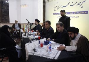 میز خدمت شهرداری منطقه ۲ در مسجد نبی اکرم (ص) استقرار یافت