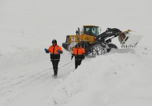 ۷ ساعت دلهره انتقال مصدوم برق گرفتگی در برف و کولاک