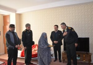 دیدار شهردار منطقه ۷ تبریز با خانواده شهید دفاع مقدس داود وحدت