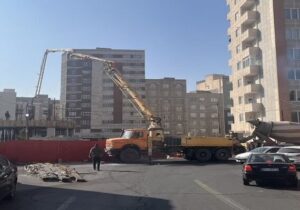 آغاز بتن ریزی ۸۸ مترمکعبی سقف دوم پروژه "فرهنگسرای بانوان و فرآموز"
