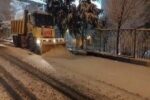 تمامی مسیرهای اصلی و فرعی سطح منطقه یک محلول پاشی و روانسازی شد