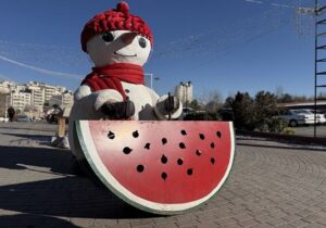 نصب المانهای مخصوص شب چله در تفرجگاه "ائلگولی"