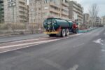 استقرار ماشین آلات محلول پاش در معابر شهرداری منطقه ۲
