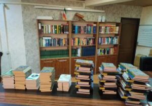 اهدای ۵۰۰ جلد کتاب به کتابخانه‌های مساجد سطح حوزه شهرداری منطقه ۲