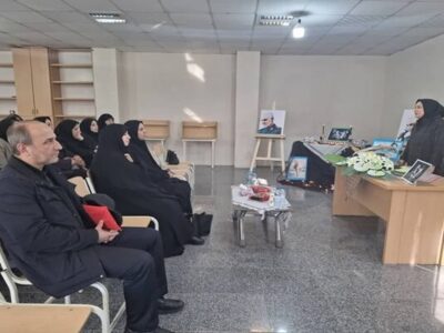 برگزاری نشست بصیرت افزایی با محوریت گرامیداشت سردار سلیمانی در پارک بانوان شمس تبریزی