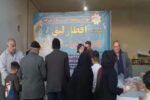 برپایی غرفه ضیافت افطاری در میدان راه آهن