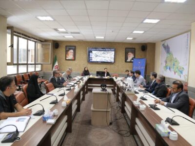 تشکیل کارگروه ویژه سرویس مدارس و برنامه‌ریزی برای نوسازی ناوگان حمل و نقل دانش‌آموزی در آذربایجان شرقی