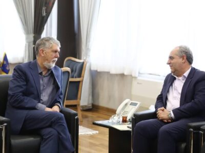 نشست استاندار آذربایجان شرقی با وزیر فرهنگ و ارشاد اسلامی/ بررسی راهکارهای تقویت زیرساختهای فرهنگی استان