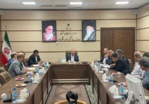 کشاورزی دانش‌بنیان راهکار اصلی جلوگیری از خام‌فروشی گیاهان دارویی است