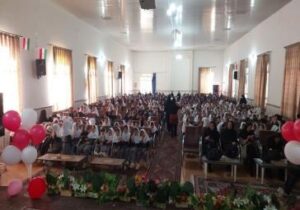 برگزاری مراسم جشن شکوفه ها در دبستان خدیجه کبری همزمان با آغاز بهار علم و دانش