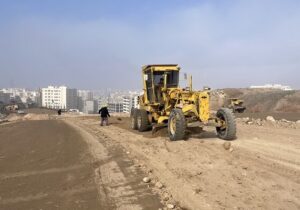 تداوم عملیات زیرسازی و تکمیل پل شهید حیدری در اتوبان ولایت تبریز