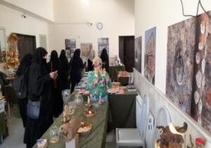 استقبال چشمگیر گردشگران از نمایشگاه‌ صنایع دستی شهریار