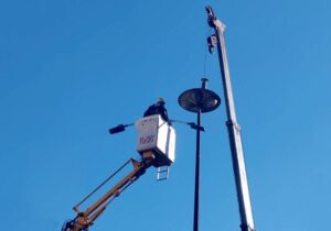 برکناری چراغ های ۳۰ ساله و نصب ۳۰ دستگاه LED کم‌ مصرف در محدوده امور برق گلستان