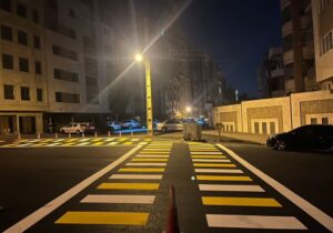 ایمن سازی معابر سطح حوزه شهرداری منطقه ۲ با رنگ آمیزی ترافیکی