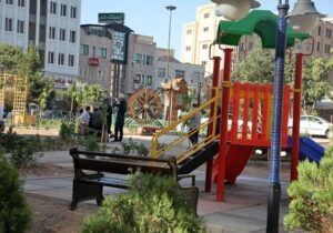 ساماندهی بوستان هاشمیه با نوسازی سرویس بهداشتی و اجرای سنگفرش