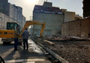 تعریض تقاطع بارون آواک گامی جدید در روان‌سازی ترافیک قلب تبریز
