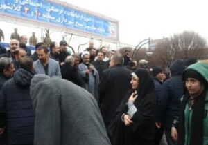 غرفه فرهنگی و اجتماعی در مسیر راهپیمایی ۲۲ بهمن