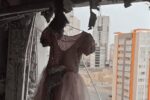 پیراهن صورتی اکلیلی که هرگز پوشیده نشد