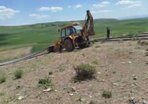 توسعه زیرساختهای آبرسانی در سه روستای شهرستان میانه؛ اجرای بیش از ۳۰۰۰ متر خط انتقال و توزیع آب