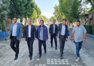 بازدید شهرداران مناطق یک و ده از پروژه ۴۰۰ میلیارد ریالی سنگ فرش تاریخی- گردشگری خیابان ثقه الاسلام