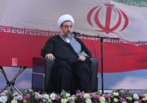 شهر نیازمند همدلی مسئولان است / حاشیه سازی برای مدیریت شهری امری ناپسند است