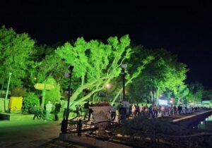 نورپردازی پیرامون استخر ائلگلی به اتمام رسید