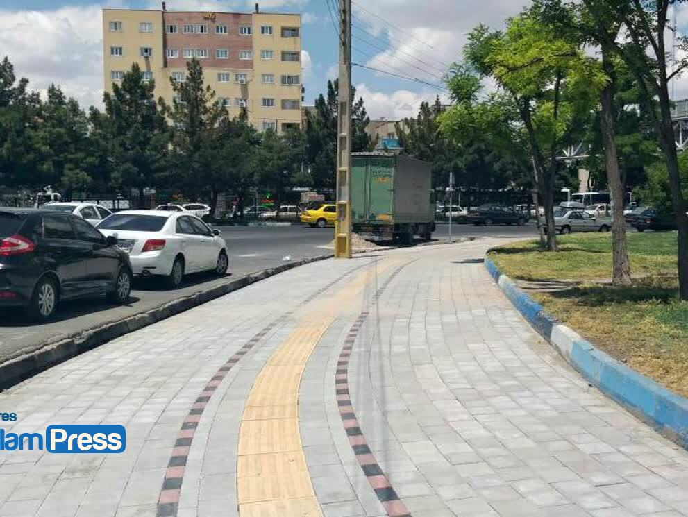 اجرای ۱۱ هزار مترمربع سنگفرش و مناسبسازی معابر در منطقه ۴ تبریز اجرای ۱۱ هزار مترمربع سنگفرش و مناسبسازی معابر در منطقه ۴ تبریز