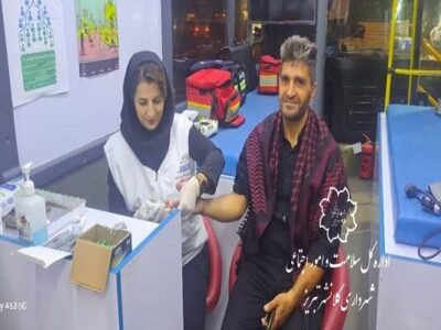 استقرار کلینیک سیار سلامت شهرداری تبریز در میدان شهدای لاله / ارائه خدمات رایگان درمانی به عزاداران حسینی