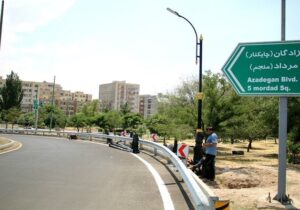 ارتقای ایمنی و بهبود دید رانندگان در دوربرگردان شرق به شرق بلوار شهیدان ذاکر