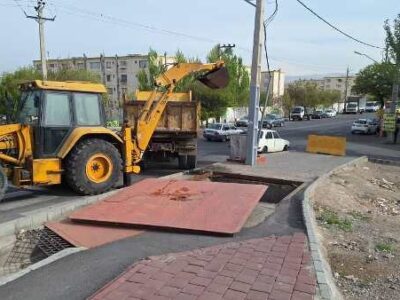 تداوم عملیات ضربتی لایروبی و پاکسازی کانال‌های سطح منطقه ۷