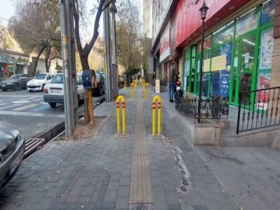 نصب بیش از یکهزار مانع ترافیکی در ورودی پیادهروهای منطقه ۳ از ابتدای سال جاری
